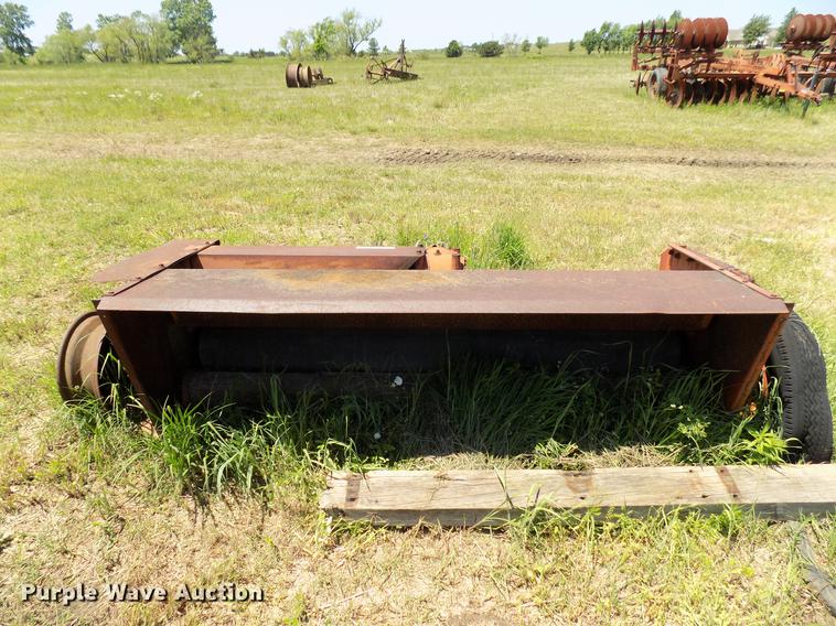 image for item FO9908 Allis Chalmers hay crimper