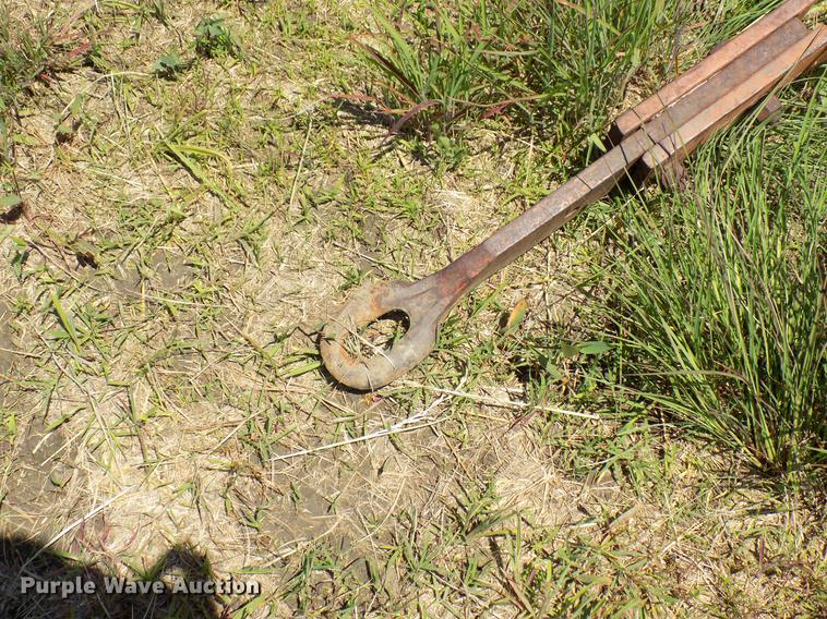 image for item FO9927 Four bottom disk plow