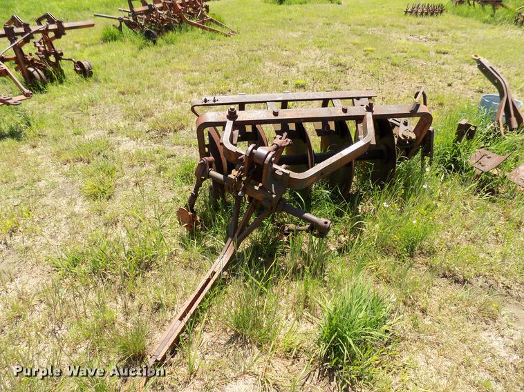 image for item FO9928 One-way plow