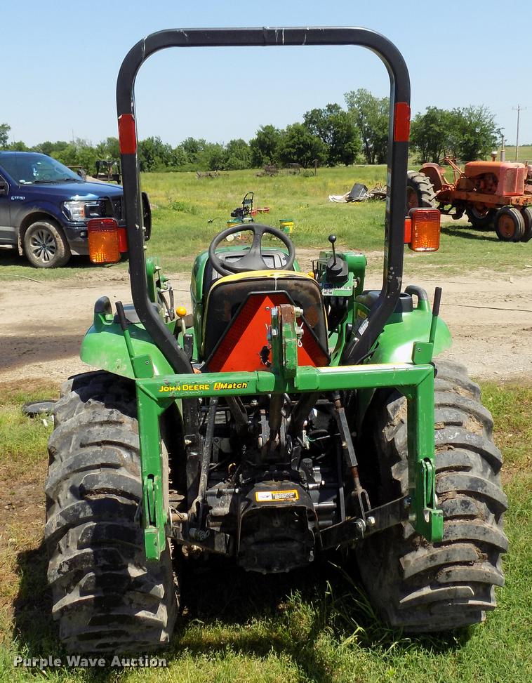 image for item FO9961 2013 John Deere 3038E tractor