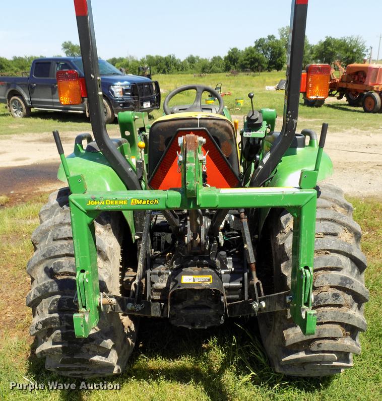 image for item FO9961 2013 John Deere 3038E tractor