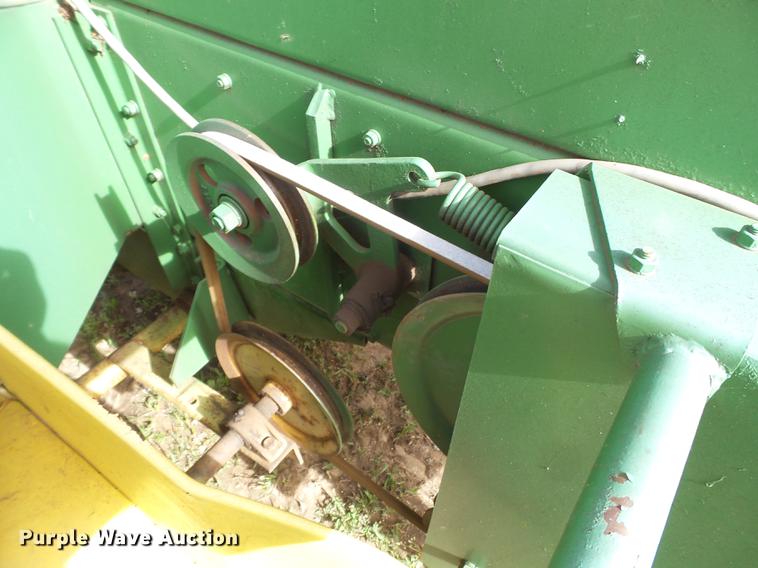 image for item FS9531 John Deere 224 small square baler