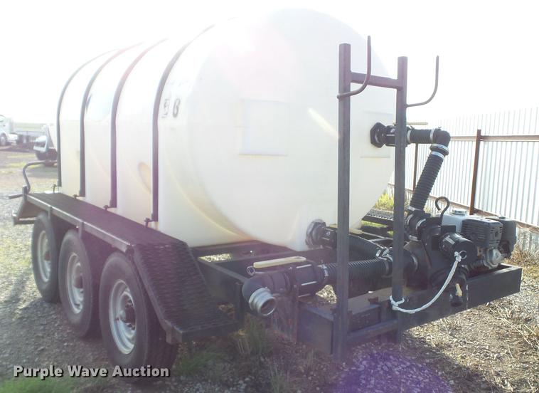 image for item FS9533 2015 shop built nurse tank trailer