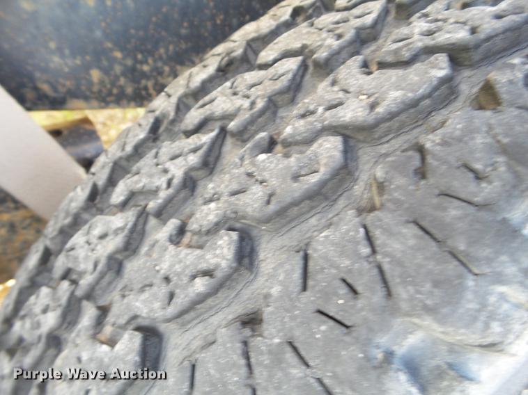 image for item FS9533 2015 shop built nurse tank trailer