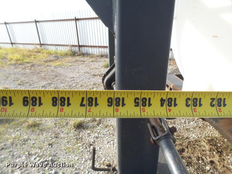 image for item FS9533 2015 shop built nurse tank trailer