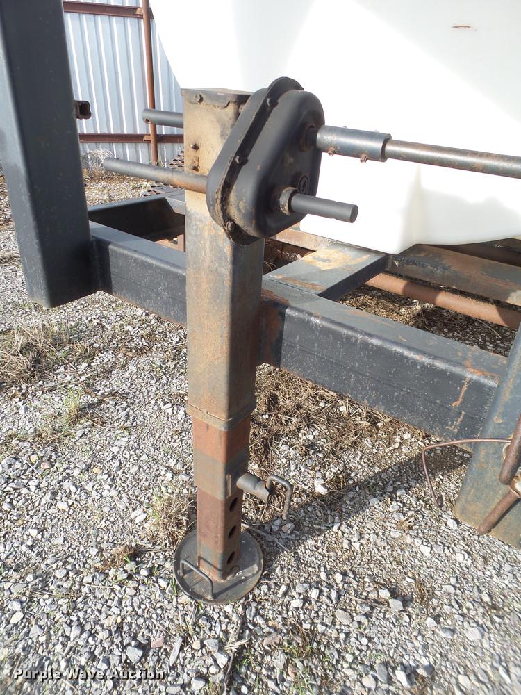 image for item FS9533 2015 shop built nurse tank trailer