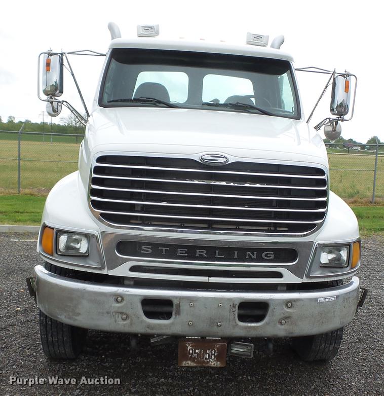 image for item CD9611 2005 Sterling L-Line semi truck