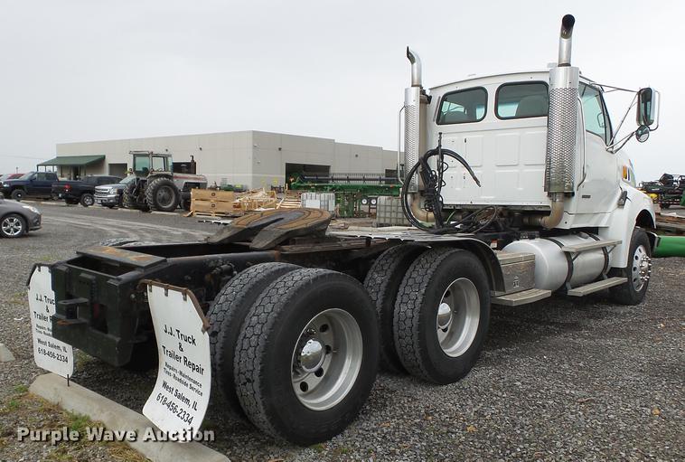 image for item CD9611 2005 Sterling L-Line semi truck