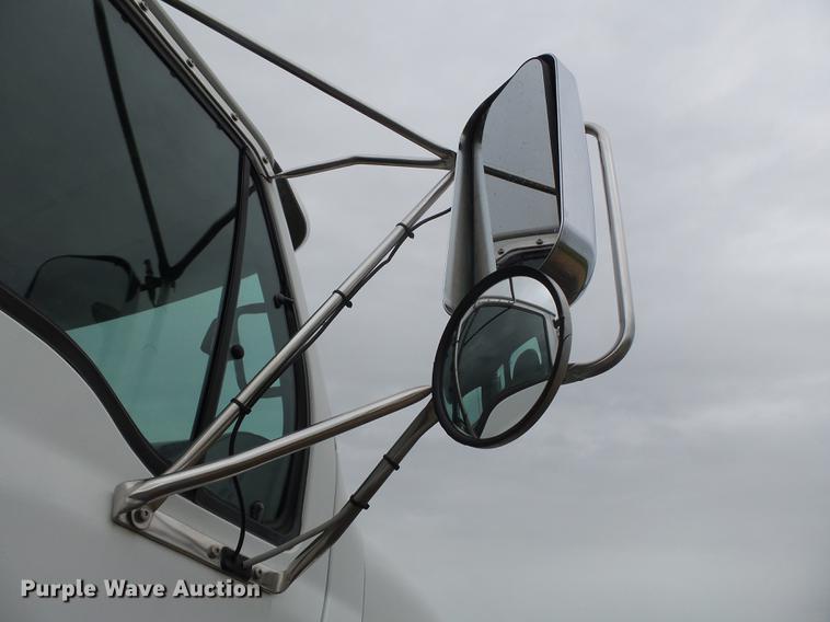 image for item CD9611 2005 Sterling L-Line semi truck