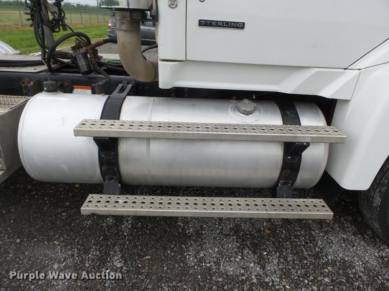 image for item CD9611 2005 Sterling L-Line semi truck