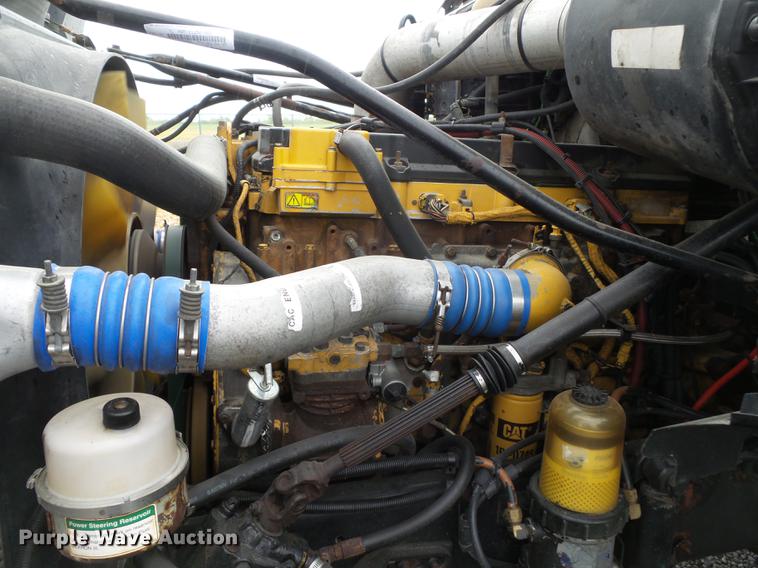 image for item CD9611 2005 Sterling L-Line semi truck