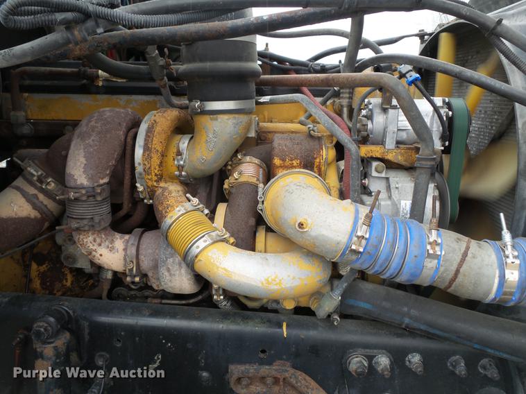 image for item CD9611 2005 Sterling L-Line semi truck