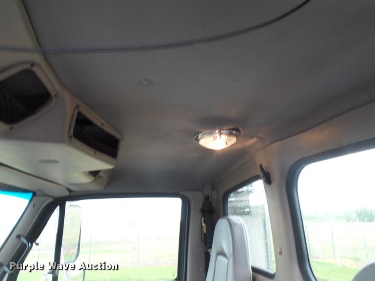 image for item CD9611 2005 Sterling L-Line semi truck