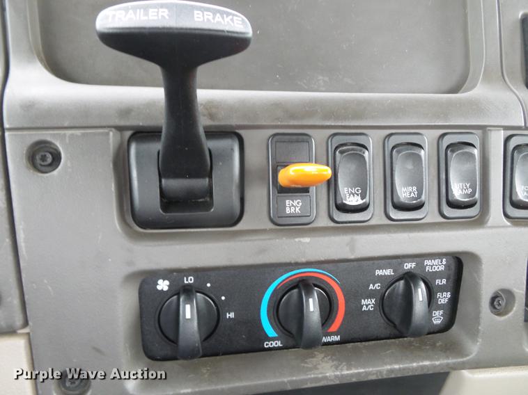 image for item CD9611 2005 Sterling L-Line semi truck