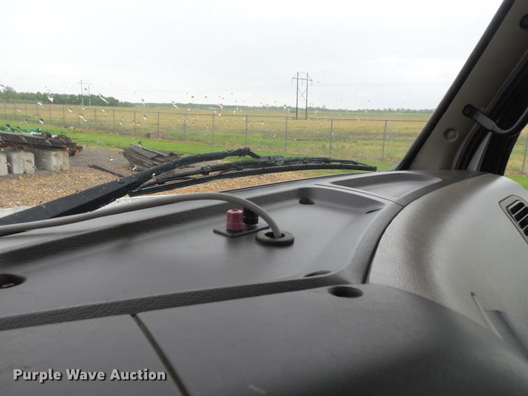 image for item CD9611 2005 Sterling L-Line semi truck