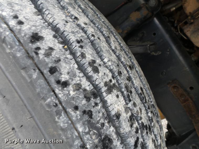 image for item CD9611 2005 Sterling L-Line semi truck