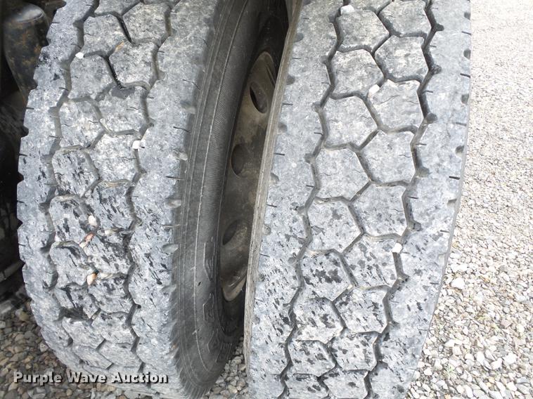 image for item CD9611 2005 Sterling L-Line semi truck