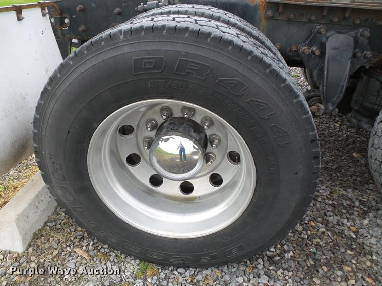 image for item CD9611 2005 Sterling L-Line semi truck