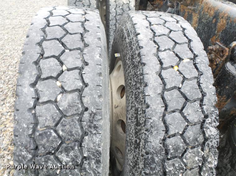 image for item CD9611 2005 Sterling L-Line semi truck