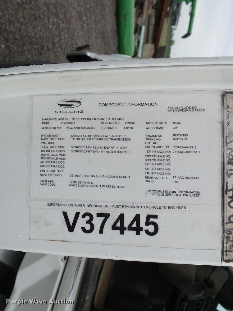 image for item CD9611 2005 Sterling L-Line semi truck