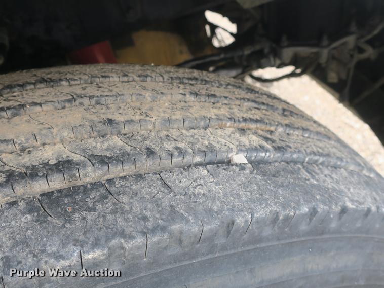 image for item DB8782 1989 Kenworth semi truck