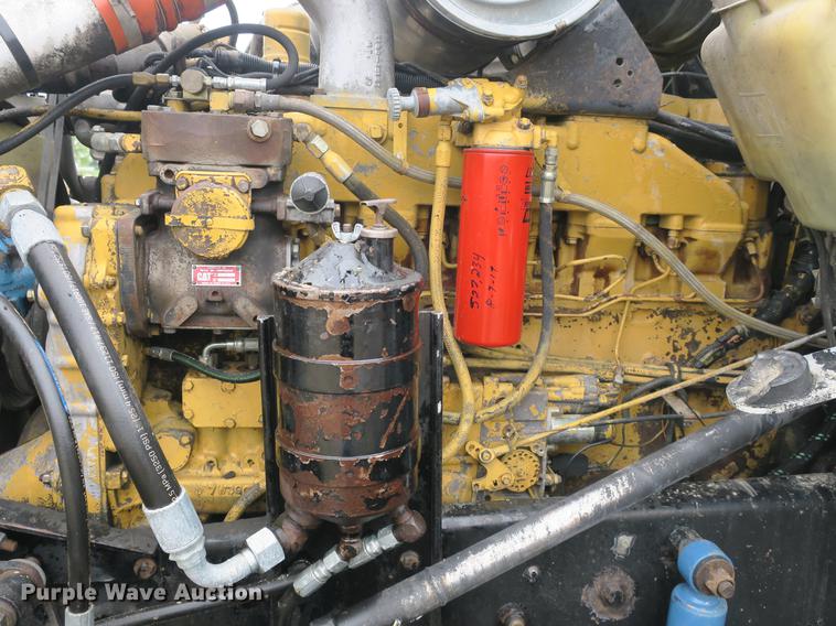 image for item DB8782 1989 Kenworth semi truck