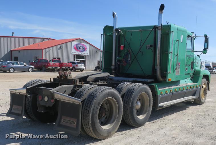 image for item DB8806 1991 Freightliner FLD semi truck