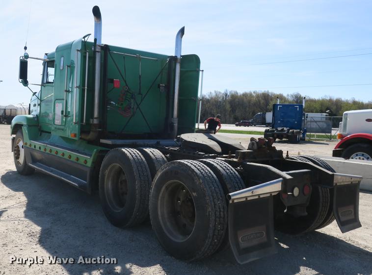 image for item DB8806 1991 Freightliner FLD semi truck