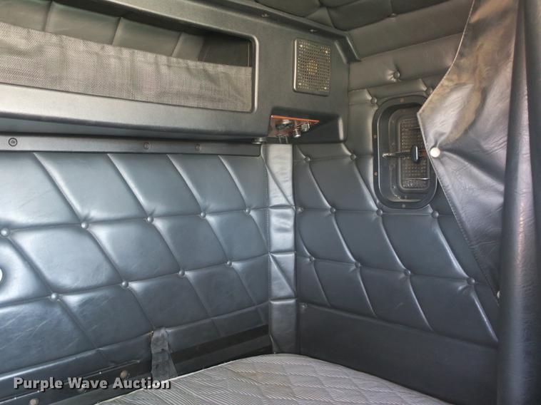 image for item DB8806 1991 Freightliner FLD semi truck