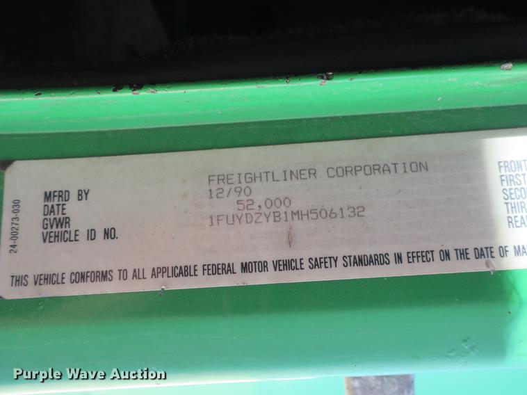 image for item DB8806 1991 Freightliner FLD semi truck