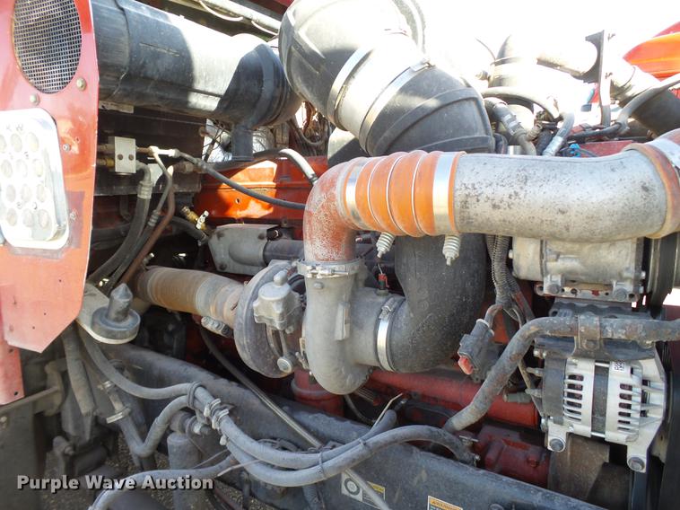 image for item DE1392 2005 Kenworth T600 semi truck