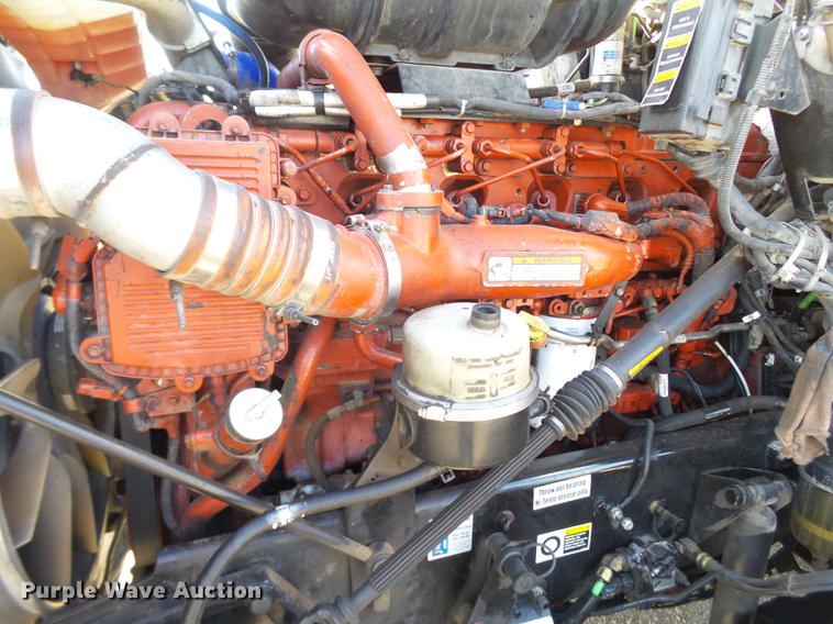 image for item DE1393 2012 Kenworth T660 semi truck