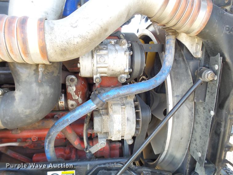 image for item DE1393 2012 Kenworth T660 semi truck