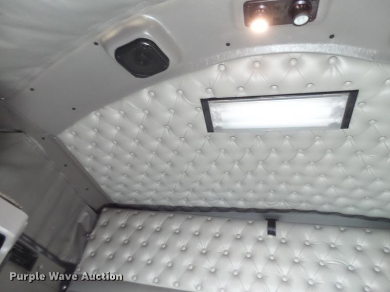 image for item DE1393 2012 Kenworth T660 semi truck