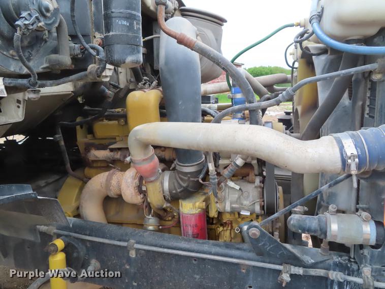 image for item DE3508 1998 Ford LT8513 Louisville 113 semi truck