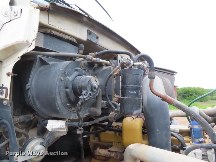 image for item DE3508 1998 Ford LT8513 Louisville 113 semi truck