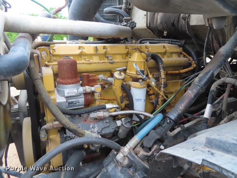 image for item DE3508 1998 Ford LT8513 Louisville 113 semi truck