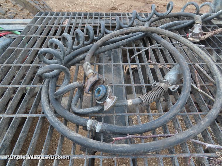 image for item DE3508 1998 Ford LT8513 Louisville 113 semi truck