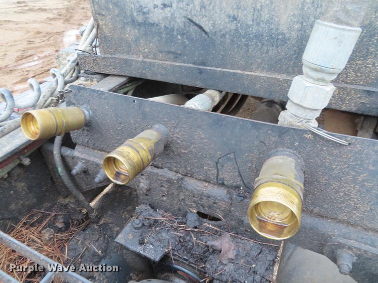 image for item DE3508 1998 Ford LT8513 Louisville 113 semi truck