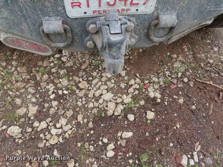 image for item DE3508 1998 Ford LT8513 Louisville 113 semi truck