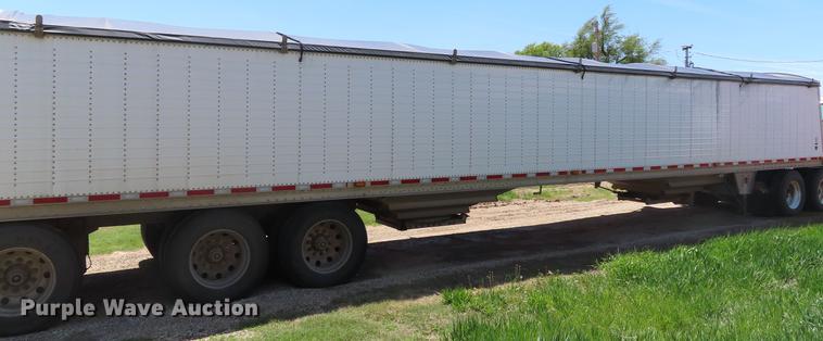 image for item DE3517 2012 Wilson DWH-550C double hopper bottom grain trailer