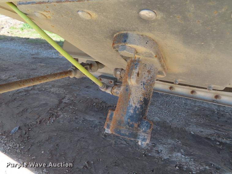 image for item DE3517 2012 Wilson DWH-550C double hopper bottom grain trailer