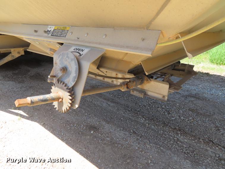 image for item DE3517 2012 Wilson DWH-550C double hopper bottom grain trailer