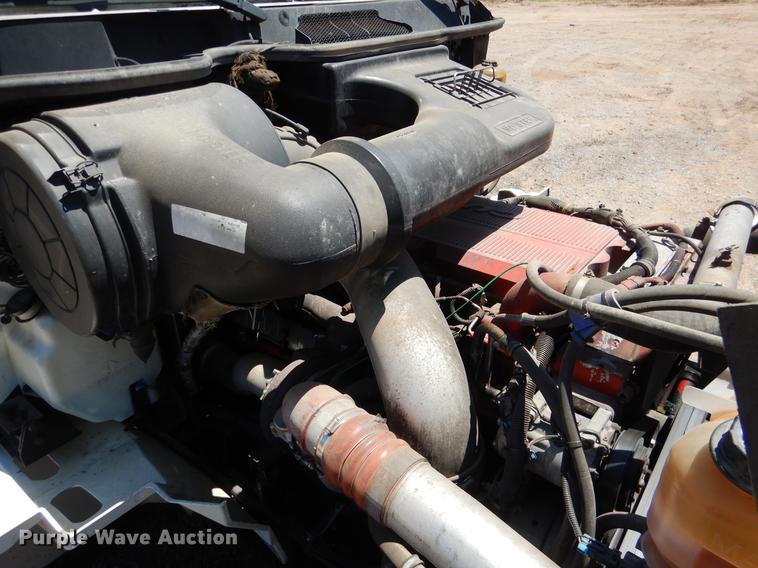 image for item DE3963 2007 International 9400i semi truck