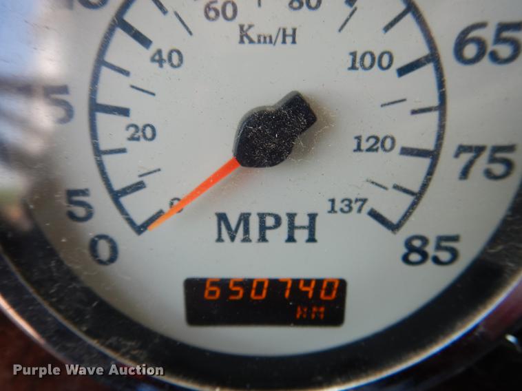 image for item DE3964 2006 International 9900i semi truck