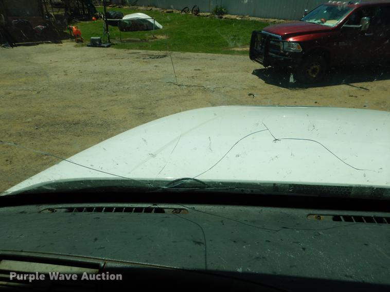 image for item DE3965 2006 Freightliner Columbia semi truck