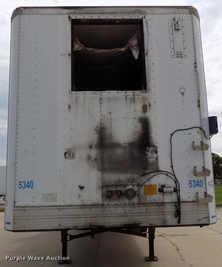 image for item DE7672 2001 Utility VS2RX refrigerated van trailer