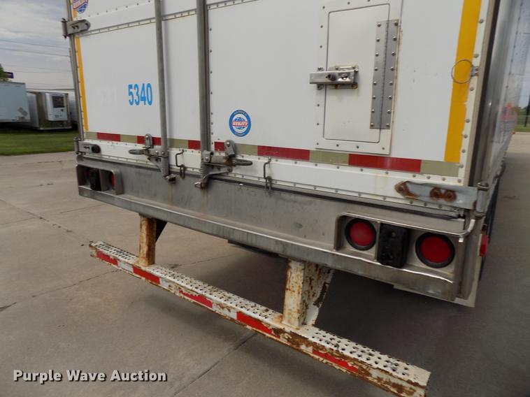 image for item DE7672 2001 Utility VS2RX refrigerated van trailer