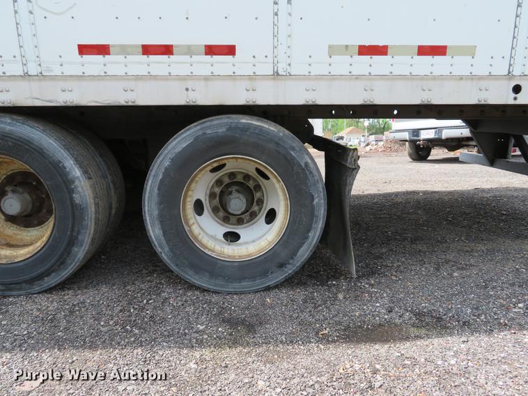 image for item DE8053 1997 Pines dry van trailer