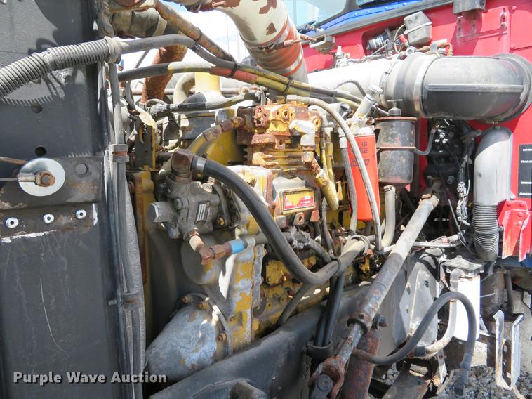 image for item DE8064 1994 Peterbilt 379 semi truck